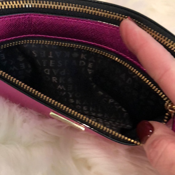 🎉HP 10/13🎉AUTHENTIC Kate Spade Tinie Wristlet - Picture 6 of 8